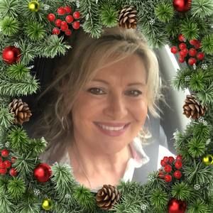 Meet your Posher, Elaine